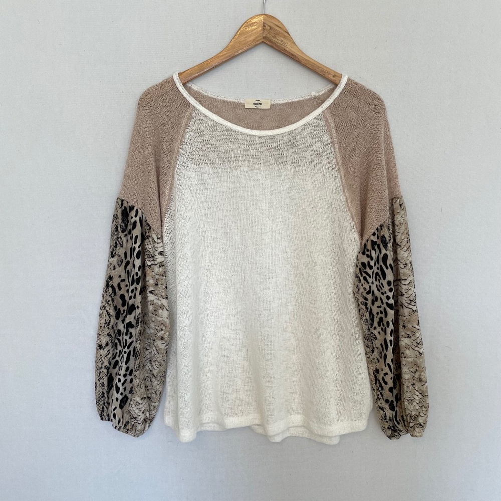 ENTRO Women’s Large Animal Print Colorblock Lightweight Knit Sweater Top